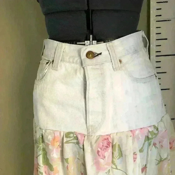 UPCYCLED LEVIS 501 Jeans into boho flower festival skirt waist 28" - Picture 6 of 13